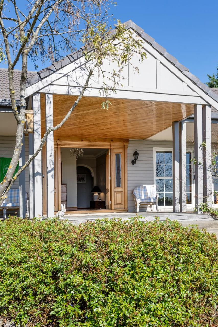 Silver Peaks Lodge Mosgiel Ngoại thất bức ảnh